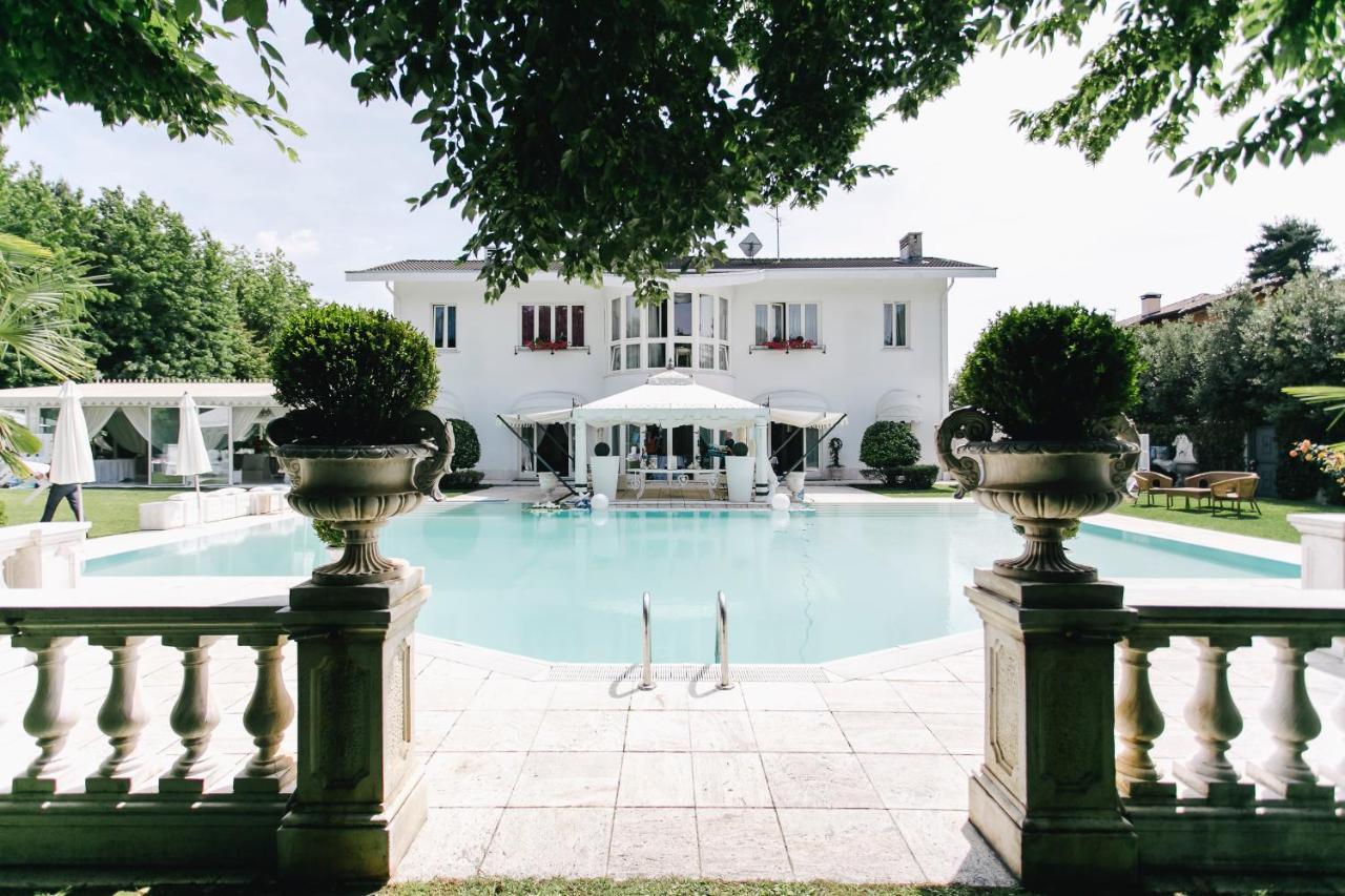 Villa Patrizia Magnago Екстериор снимка